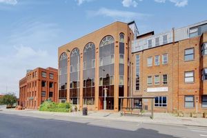 Photo 1- click for photo gallery